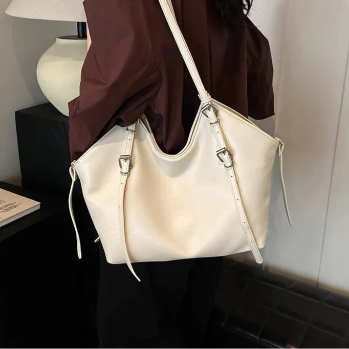 Beige_2_1800x1800_1e21d050-4e84-41c9-8d37-7be1d78f9d85.webp