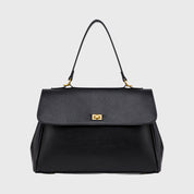 Ciara Essential