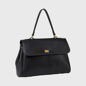 Ciara Essential